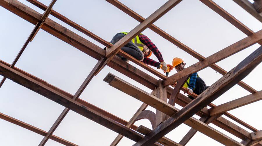 Professional gutter cleaning services in Batavia, OH